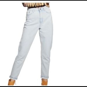 Topshop Lightwash Mom Jeans